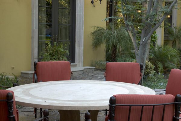 solara-custom-classic-steel-outdoor-lighting-patio-chianti