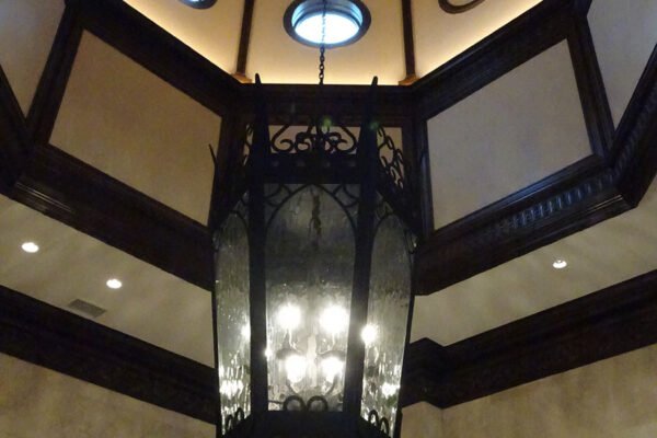 solara-custom-classic-steel-interior-lighting-entrance-dresden