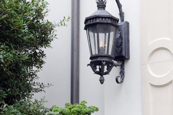 solara-custom-classic-steel-outdoor-lighting-patio-lucerna