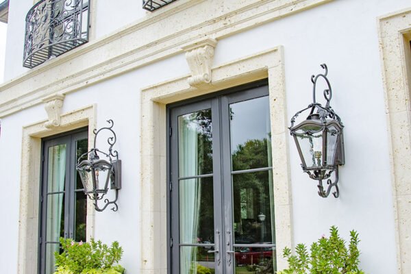 Amstrong-Residence-Outdoor-Lighting-Napa-cast-bronze-CLA-CBD-001-front-door-winecellar-railing-firepit-(1)