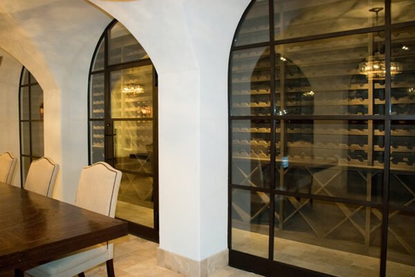 Deloache-Residence-classic-steel-outdoor-lighting-architectural-doors-railing-winnecellar-(33)