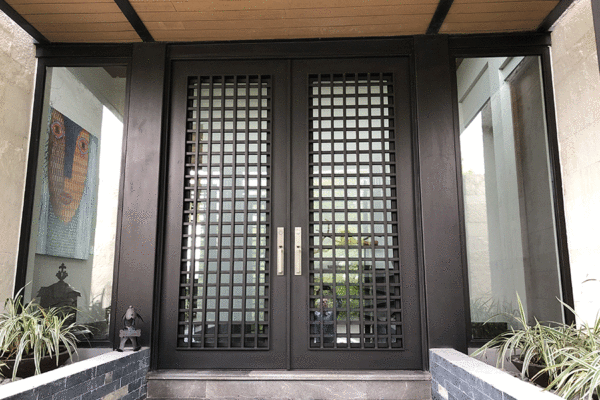 3-Suchiate-Residence-Barragan-MOD-S3-086-Steel-Door-Front-Entry-(1)